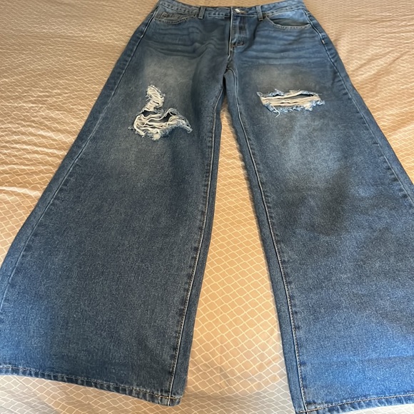 New - Picture 3 of 9